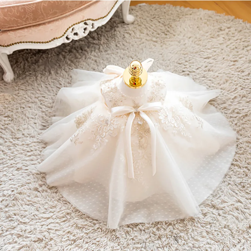 Dziecko koronkowe bez rękawów  – Baby Clothing High End recenzja i cena