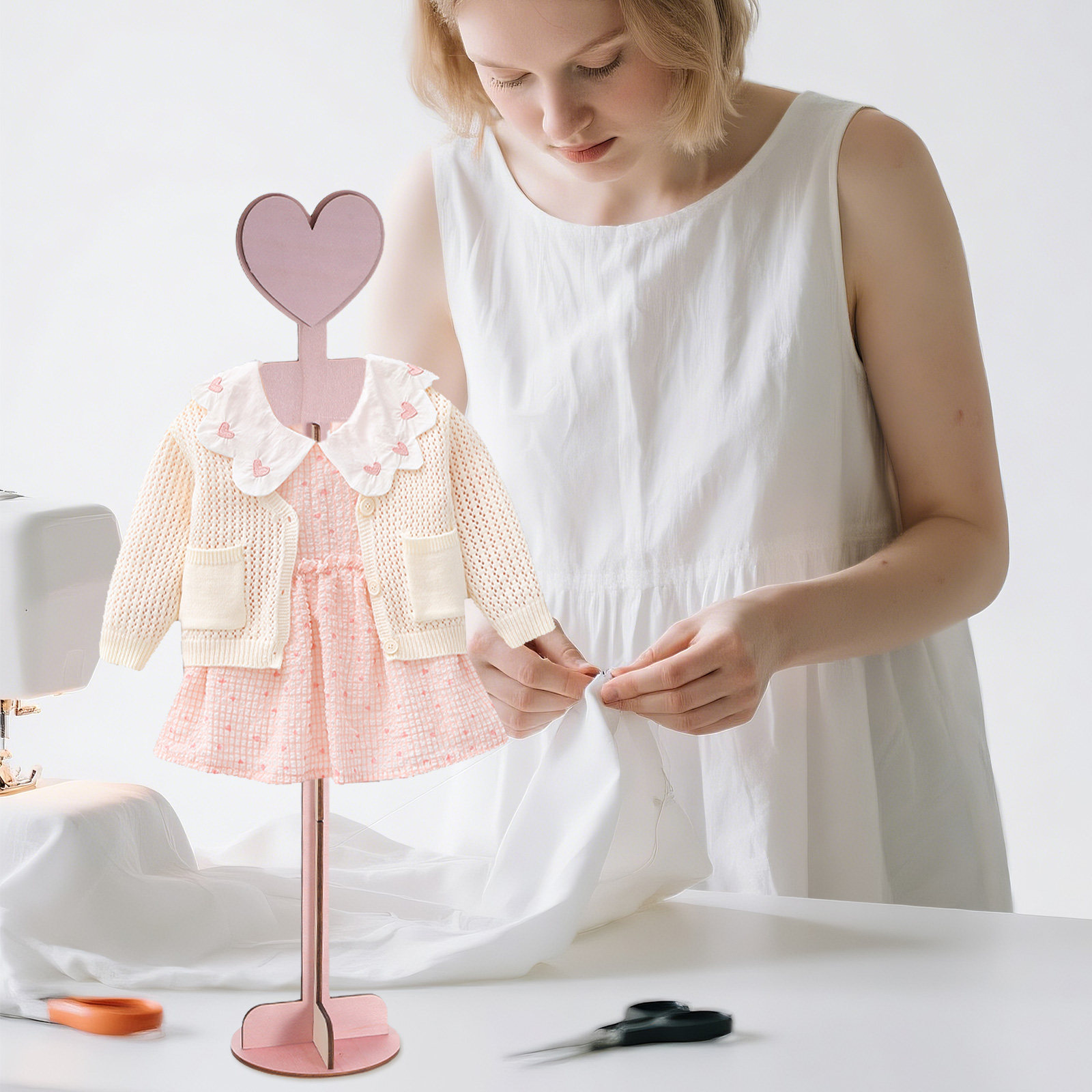 Drewniany stojak na ubranka dl – Baby Shop Clothing recenzja i cena